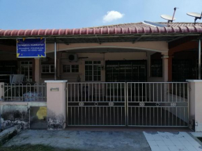 Syaqisya Homestay 3
